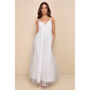 NWT Lulus Graceful Beauty White 3D Floral Tulle Sleeveless Maxi Dress